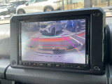 [バックビューモニター]車両を上から見たようなカメラで周りの障害物などが一目瞭然!駐車が苦手な方でも、らくらく駐車♪