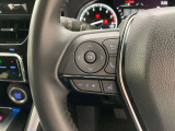 運転中、オーディオの操作をしてて、ハッとしたことはありませんか?ステアリングスイッチは、運転中でもハンドルでオーディオの操作が可能です。安全なドライブをサポートします。