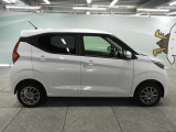 納車前に自社整備工場で点検整備を実施。納車から1年間の全国トヨタロングラン保証付きですので、ご安心してお乗りいただけます!