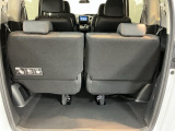トランクの広さは、どうです、たくさんの荷物が積めますよ。