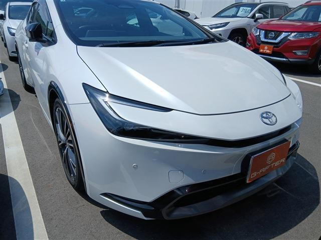プリウス 2.0 Z 禁煙車 純正12.3インチナビ フルセグ