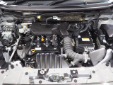 コンパクトサイズながらも扱いやすい1.2リッターハイブリッドシステムです。