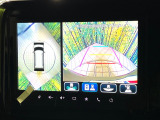 【全方位モニター用カメラ】専用のカメラにより、上から見下ろしたような視点で360度クルマの周囲を確認することができます☆死角部分も確認しやすく、狭い場所での切り返しや駐車もスムーズに行えます。