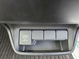 当店の車は全台、保証付きで購入後も安心です。保証期間中は全国のホンダディーラーで保証修理を受け付けております。