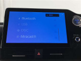 Bluetooth接続に対応 ミラーキャストに対応しております(スマートホンやタブレットの画面を本機の画面に表示したり音声を再生いたします。本機とデバイスはWi-Fiで接続いたしますiso端末は非対応
