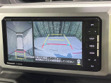 【パノラマモニター】専用のカメラにより、上から見下ろしたような視点で360度クルマの周囲を確認することができます☆死角部分も確認しやすく、狭い場所での切り返しや駐車もスムーズに行えます。