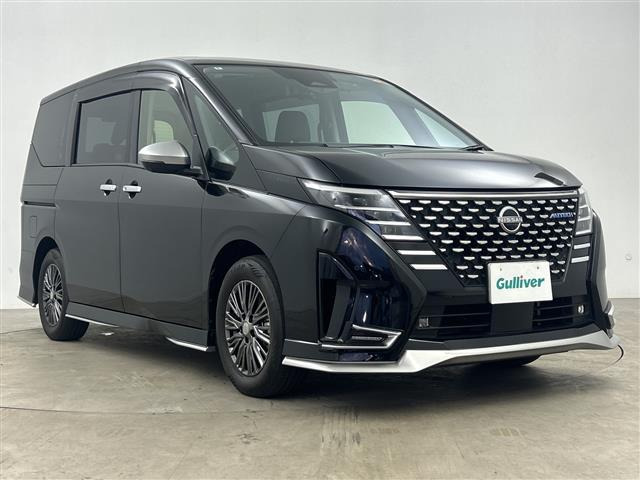 セレナ 1.4 e-POWER AUTECH 修復歴無し
