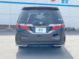 安心の最長10年・走行無制限保証(有償)をご用意。保証内容も充実はもちろん、無料点検&オイル交換や、年中無休の全国・24時間ロードサービスも付帯されておりますのでご安心下さい。