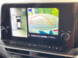 【アラウンドビューモニター】専用のカメラにより、上から見下ろしたような視点で360度クルマの周囲を確認することができます☆縦列駐車や幅寄せ時に活躍してくれます♪