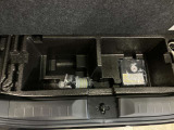 【ラゲッジルーム】実用性に優れた二段式ラゲッジル-ムでお荷物を別々に収納が可能♪♪