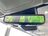 【デジタルインナーミラー】後席の大きな荷物や同乗者で後方が確認しづらい時でも安心!カメラが撮影した車両後方の映像をルームミラー内に表示。クリアな視界で状況の確認が可能です!