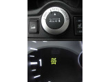 【ALL MODE 4&times;4-i】走行状況に応じて前後トルク配分を100:0から約50:50に切り替え出来る電子制御式の4WDです。雪道や悪路の走破性だけでなく、通常のアスファルト路面やカーブの時の安心感があります。