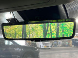 【デジタルインナーミラー】後席の大きな荷物や同乗者で後方が確認しづらい時でも安心!カメラが撮影した車両後方の映像をルームミラー内に表示。クリアな視界で状況の確認が可能です!