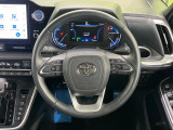 【純正革巻きステアリング】上質な革を使用することで、手にしっかり馴染みとても運転しやすいハンドルです♪