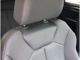 Audi正規ディーラーが高品質をお約束。高度な訓練・教育を受けたAudi専任メカニックが、100項目にもおよぶ精密な点検を実施いたします。すべてをクリアしたAudi車だけが、あなたのお手元に届けられるのです。