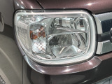 LEDヘッドライトは、点灯の瞬間から最大光量を発揮し、突然暗くなるトンネルなどでの安定感を高めます。