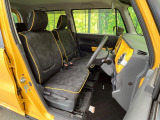 運転席シート廻りは使用感も少なく、良好な状態となっています。丁寧に使われていたことがよくわかりますね。