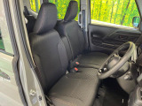 ドライバーによって運転しやすいポジションは異なり、あの車はどうなのか不安なこともありますよね。気になるお車は店頭で乗り込んでご確認いただけます♪