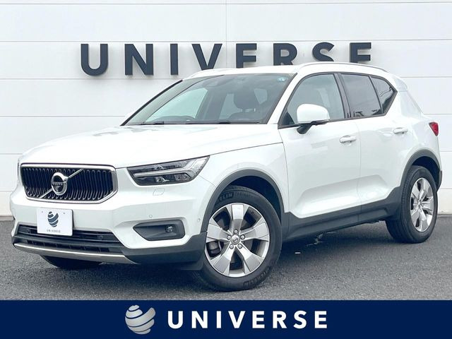 XC40 T4 AWD モメンタム 4WD