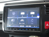 ナビゲーションは純正9インチメモリーナビ(VXM-175VFNi)を装着しております。AM、FM、CD、DVD再生、Bluetooth、音楽録音再生、フルセグTVがご使用いただけます。