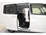 当店は全車『ロングラン保証』付!(1年間、距離無制限 HV車はHV保証付) 別途延長保証もご用意しております♪ ぜひ現車を確認にご来店ください