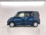両側パワースライドドア付きだから、狭い駐車スペースなどでの 乗り降りラクラク!小さなお子さまのいるご家庭には嬉しい装備。