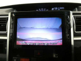 バックカメラ付きで駐車も楽々