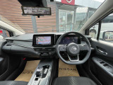 運転席周りの視界もよくハンドルも軽い取り回しなのですごく運転がしやすい車です。