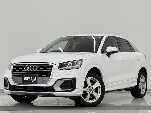 Q2 1.0 TFSI スポーツ 修復歴無し