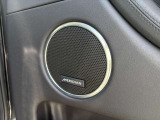 Meridian Soundシステムでは11個のスピーカーで400wの出力、迫力あるサウンドをお楽しみいただけます