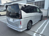 セレナ 1.4 e-4ORCE ハイウェイスターV 4WD 