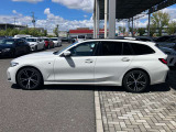 3シリーズツーリング 320d xドライブ Mスポーツ  4WD 