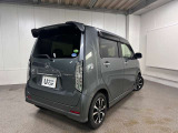 リアガラスはプライバシーガラスとなっており、車内の様子が見えにくくなっています。