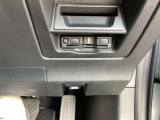 ETCは、運転席右下付近に装備されています。