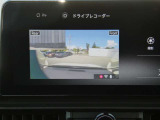 純正ドライブレコーダー:前後の運転状況を映像で記録します。