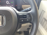 Hondaセンシングの機能のひとつ、アダプティブクルーズコントロール付!アクセルから足を離しても設定したスピードと前車との車間を保ち走行してくれます!車線維持もアシスト☆高速道路で疲労軽減ですね☆