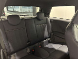 MINIを熟知したメカニックによる、360度での納車前点検。ドイツ本国と同様の教育・訓練を受けたBMW専門のメカニックが、360度によるポイントを徹底的に点検、整備いたします。