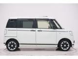 県内13店舗にて常時500台以上ダイハツ車を展示中です。見て、触って、納得のいく一台をぜひ見つけてください。