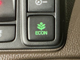 ★ECONスイッチ★ エコドライブを加速しよう!スイッチをONにすると、運転の仕方によるロスを抑え込み燃費をよくするようクルマが頑張ります(*^ー^*)燃費向上にチャレンジ♪