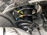 お車を安心してお乗りいただく為には、足回りの定期点検が欠かせません。サービスサポート(有償保証)では無料点検もご提供しており、安心のカーライフをお過ごしいただけるサポート体制が整っています。