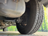 お車を安心してお乗りいただく為には、足回りの定期点検が欠かせません。サービスサポート(有償保証)では無料点検もご提供しており、安心のカーライフをお過ごしいただけるサポート体制が整っています。
