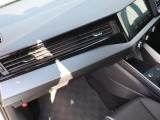 Audi正規ディーラーが高品質をお約束。高度な訓練・教育を受けたAudi専任メカニックが、100項目にもおよぶ精密な点検を実施いたします。すべてをクリアしたAudi車だけが、あなたのお手元に届けられるのです。