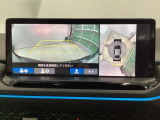 マルチビューカメラを搭載ですので、まるで見下ろし映像のように車両の周囲を確認できます。