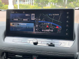 このナビについているのは、フルセグTVです。これからも長く使用できます。フルセグは電波が悪くなるとワンセグに自動で切り替わり快適にTVがお楽しみいただけます。