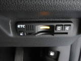 ETC付。高速道路の料金所はキャッシュレスで通過です。サービスエリア等にあるスマートインターの出入りも利用可能でとっても便利。ご納車後すぐにお使い頂けるようセットアップしてのお渡しとなります。