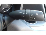 ライトもAUTO機能が付いていて、暗くなると自動で点灯し、明るくなると自動で消灯するので、大変お役にたちますよ!!