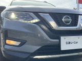 配光特性に優れ路肩まで明るく照らすLEDライトを採用、対向車への眩惑を防ぐマニュアルレベライザーも完備!