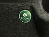 ★ECONスイッチ★ エコドライブを加速しよう!スイッチをONにすると、運転の仕方によるロスを抑え込み燃費をよくするようクルマが頑張ります(*^ー^*)燃費向上にチャレンジ♪