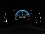 展示車は全てトヨタの車を知り尽くしたエキスパートが基本性能に関わる機能や状態を徹底的にチェックしています。消耗部品の事前交換など法定12ヶ月点検相当の点検・整備を必ず実施しています。