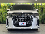 弊社では、全車『修復歴なし』のお車のみ取り扱っております。専任バイヤーによる厳選した仕入れの後、入庫後の車両チェックを行い、ネクステージが認定した高品質な中古車をご提供しております。